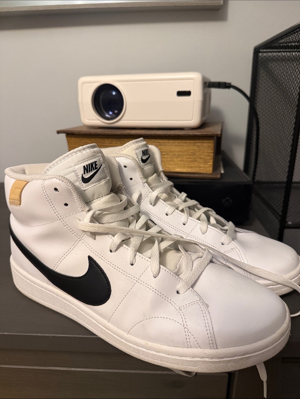 Nike Court Royale 2 Mid